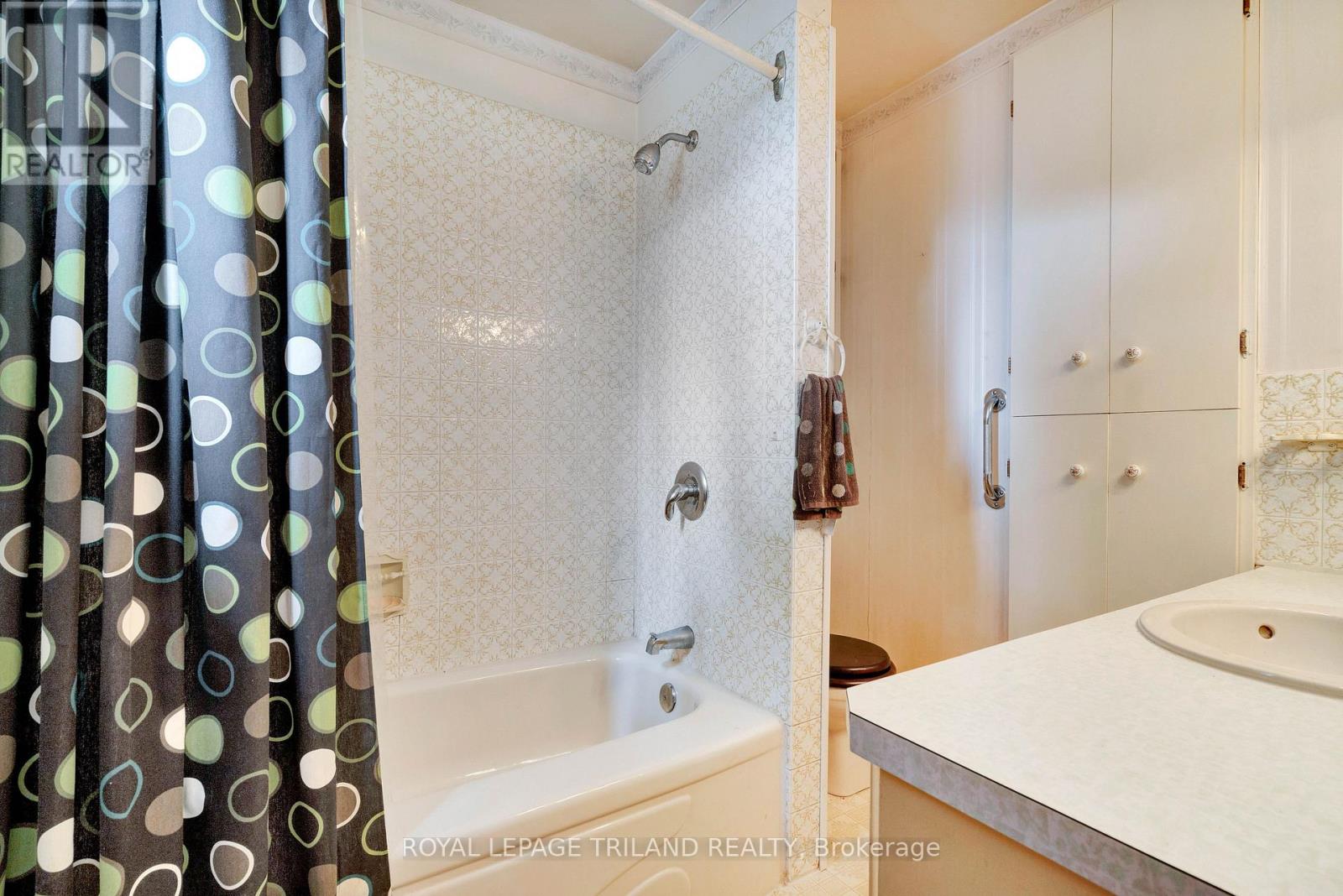 15 Antrim Street, St. Thomas, Ontario  N5P 1S2 - Photo 12 - X13743886