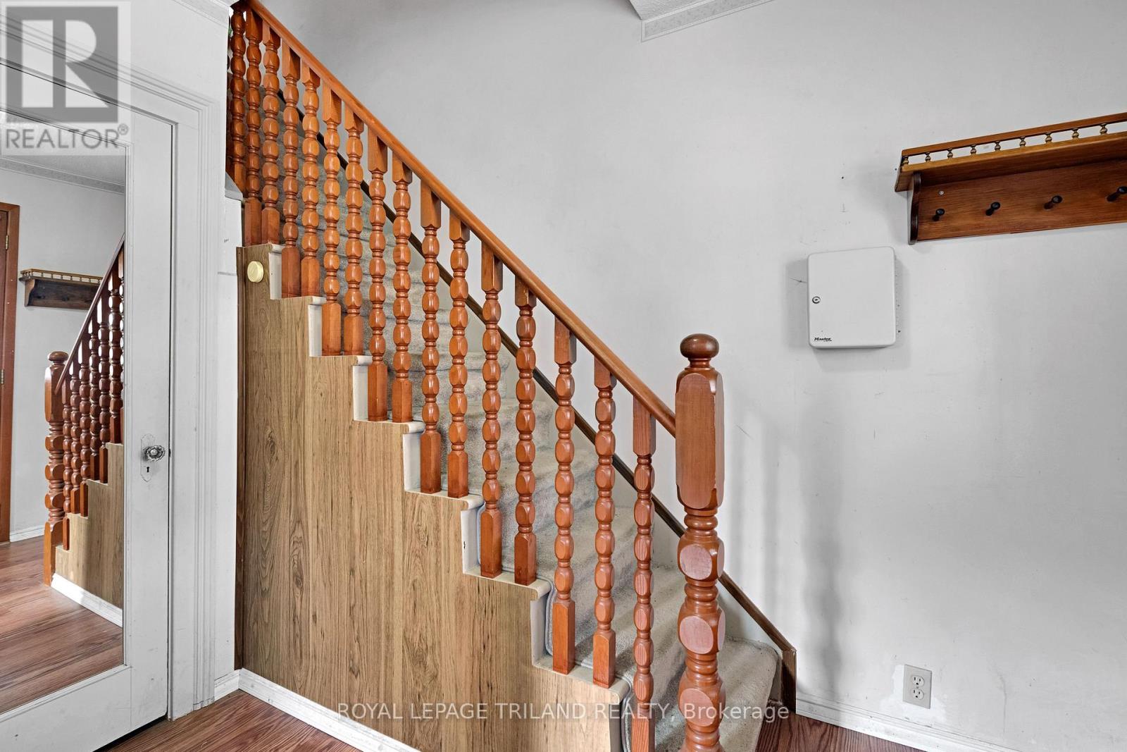 15 Antrim Street, St. Thomas, Ontario  N5P 1S2 - Photo 14 - X13743886