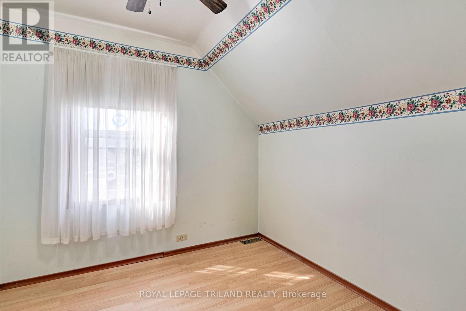15 Antrim Street, St. Thomas, Ontario  N5P 1S2 - Photo 18 - X13743886
