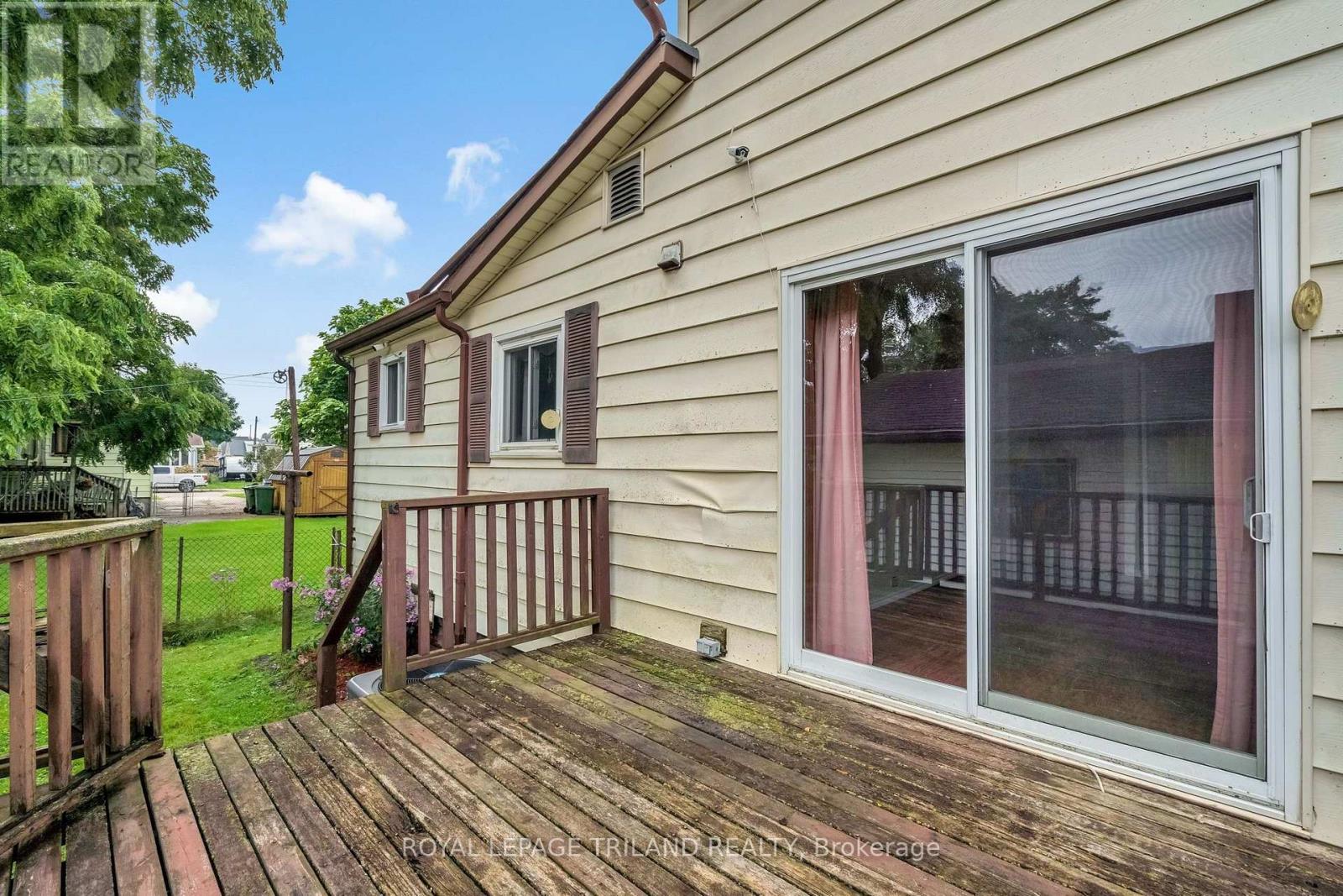 15 Antrim Street, St. Thomas, Ontario  N5P 1S2 - Photo 28 - X13743886