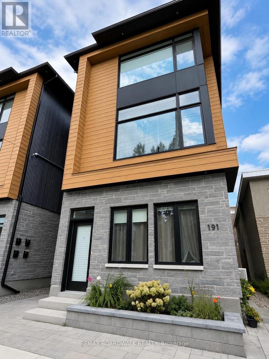 2b - 191 Hinchey Avenue, Ottawa, Ontario  K1Y 1L6 - Photo 2 - X13743928
