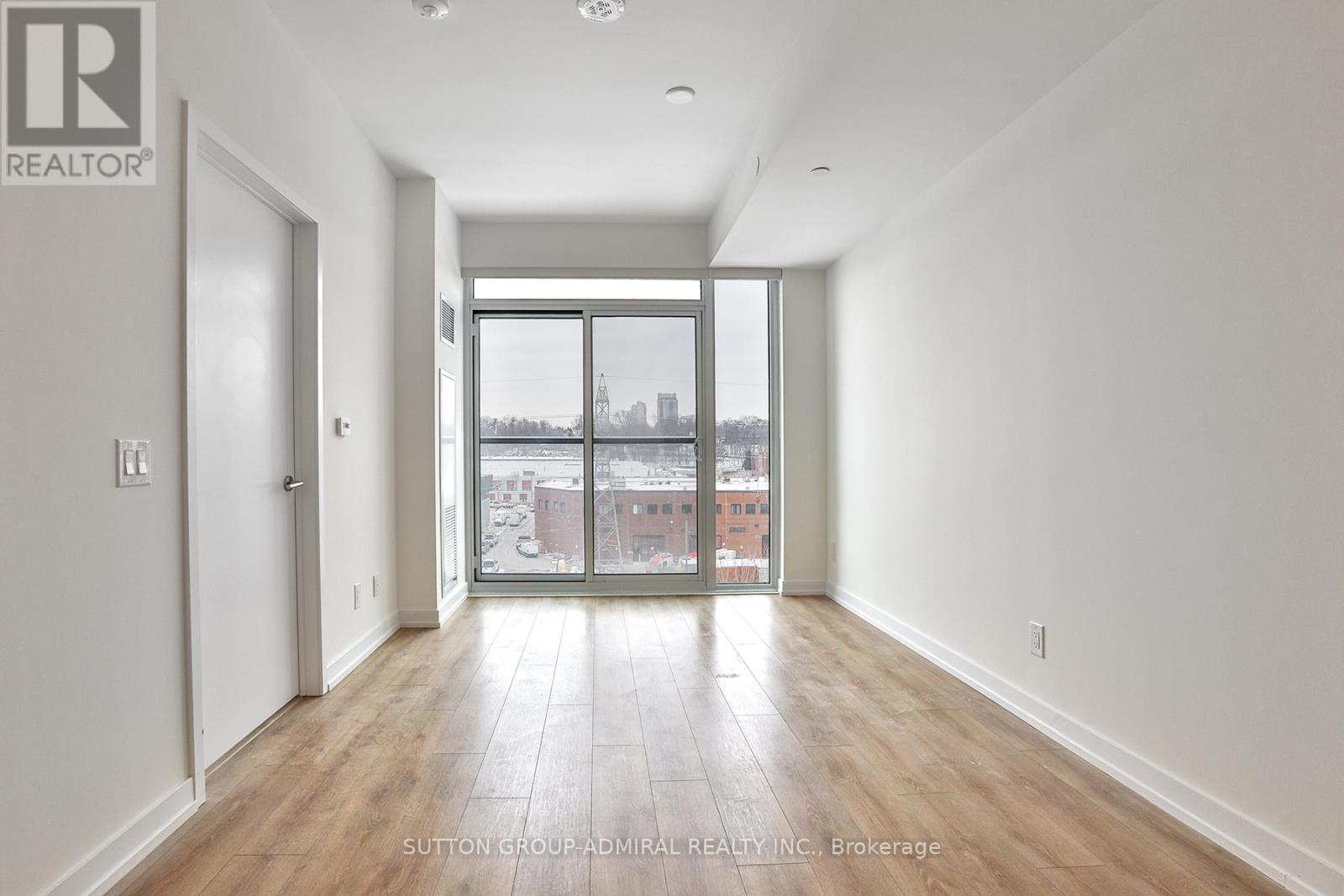 608 - 500 Dupont Street, Toronto, Ontario M6G 1Y7 - Photo 11 - C13743878