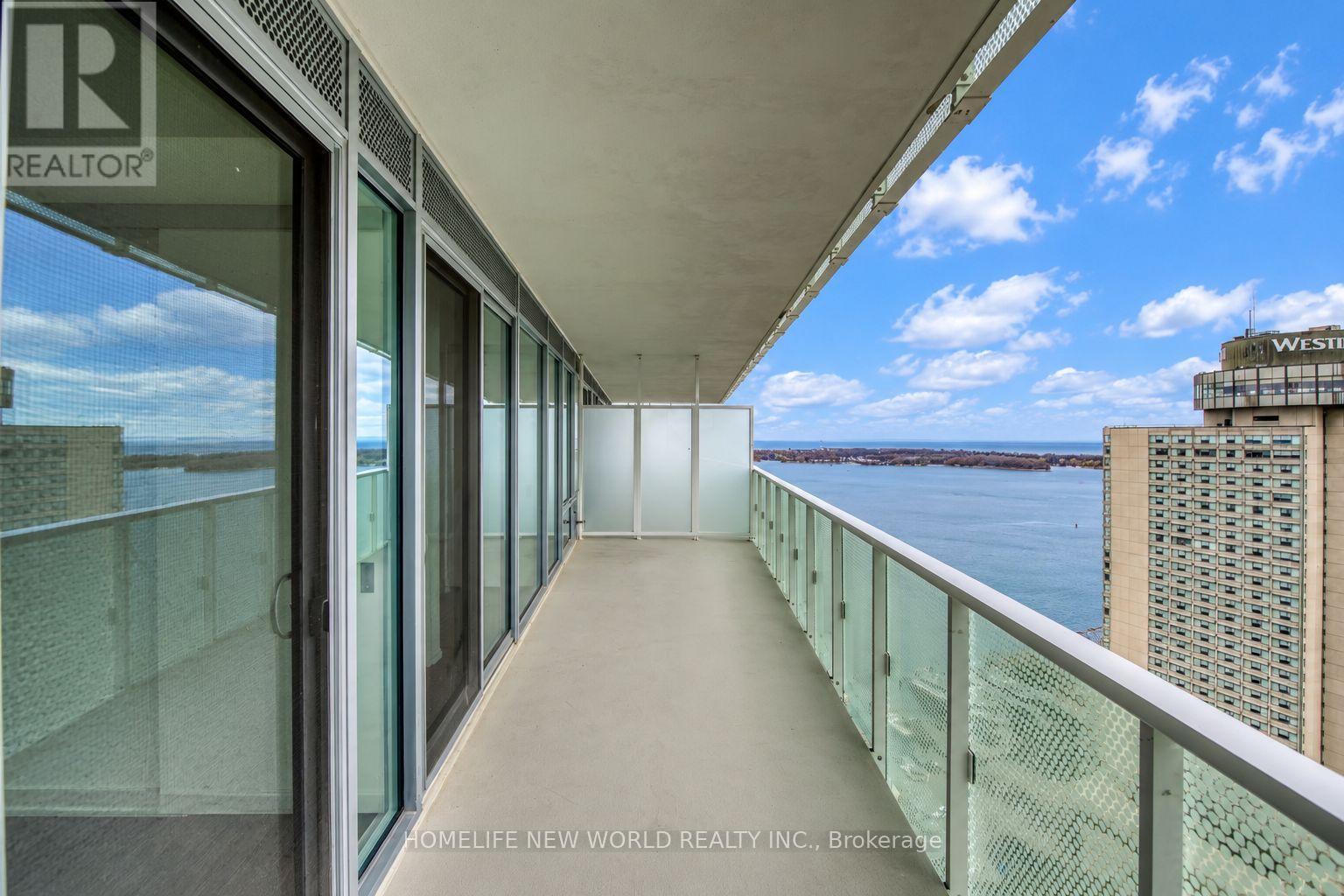 3204 - 15 Queens Quay E, Toronto, Ontario  M5E 0C5 - Photo 3 - C13743908