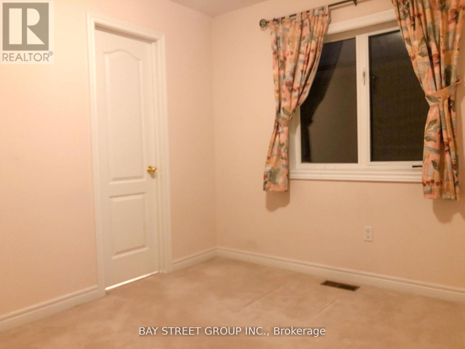 13 Pembrooke Road, Markham, Ontario  L6C 2L2 - Photo 22 - N13743892