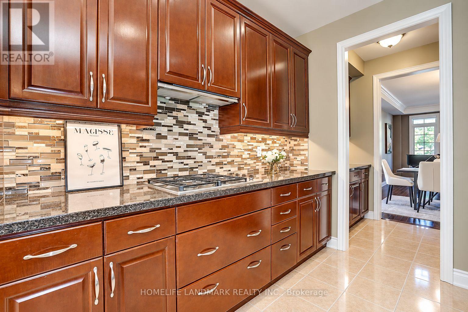 1061 Nellie Little Crescent, Newmarket, Ontario  L3X 3E3 - Photo 12 - N13743904