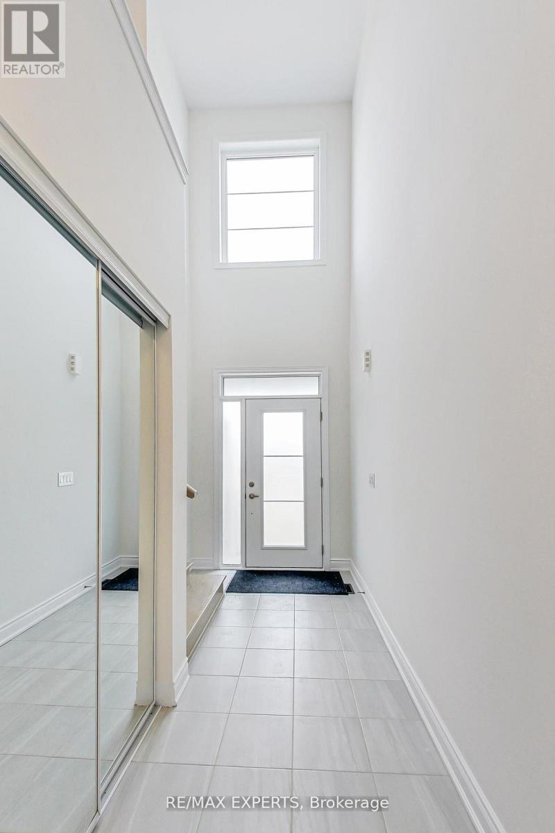 11 Union Boulevard, Wasaga Beach, Ontario  L9Z 0M6 - Photo 3 - S13743894