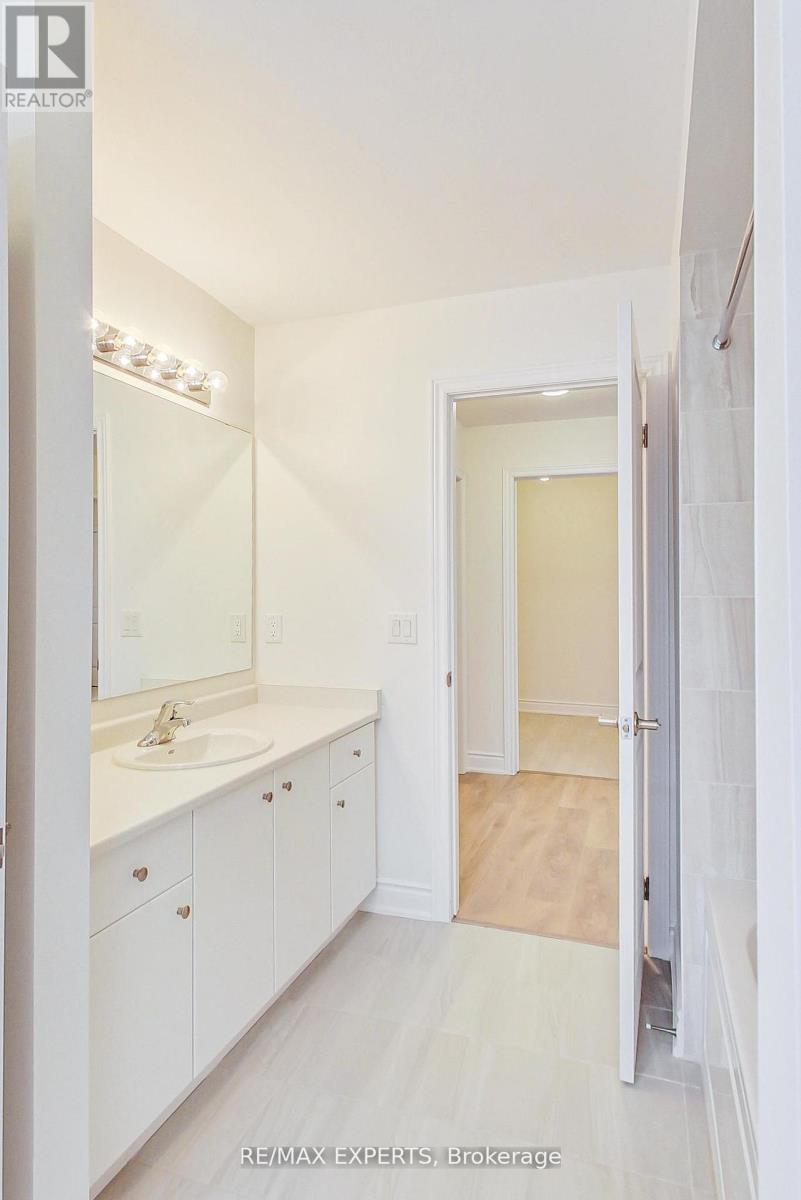 11 Union Boulevard, Wasaga Beach, Ontario  L9Z 0M6 - Photo 34 - S13743894