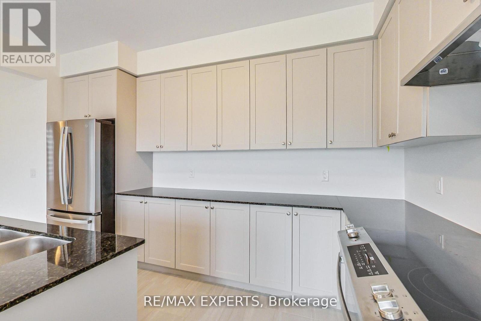 11 Union Boulevard, Wasaga Beach, Ontario  L9Z 0M6 - Photo 7 - S13743894