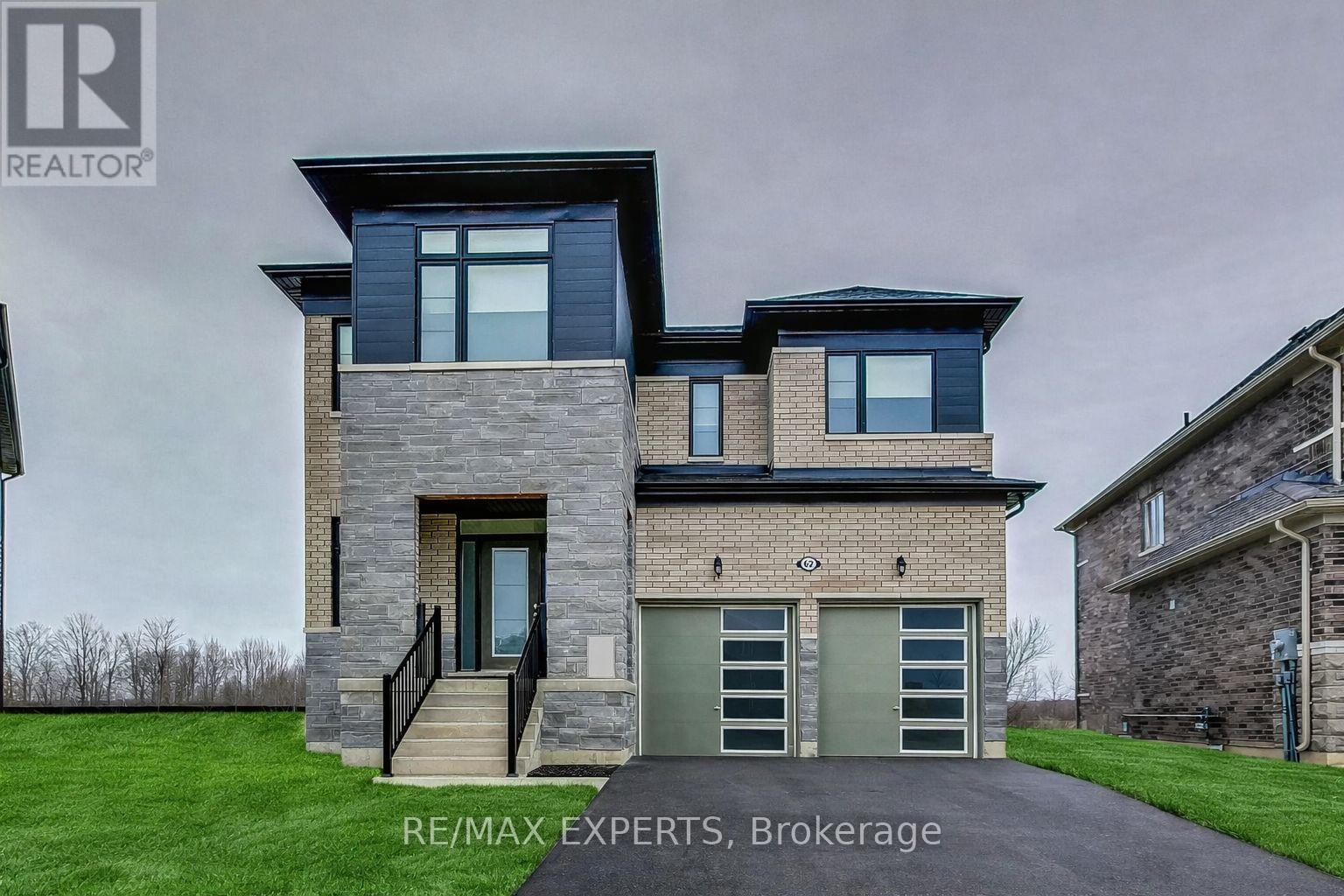 62 Season Crescent, Wasaga Beach, Ontario L9Z 0M5 - Photo 1 - S13743900