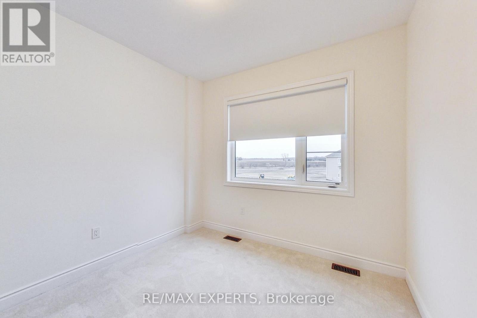 62 Season Crescent, Wasaga Beach, Ontario L9Z 0M5 - Photo 33 - S13743900