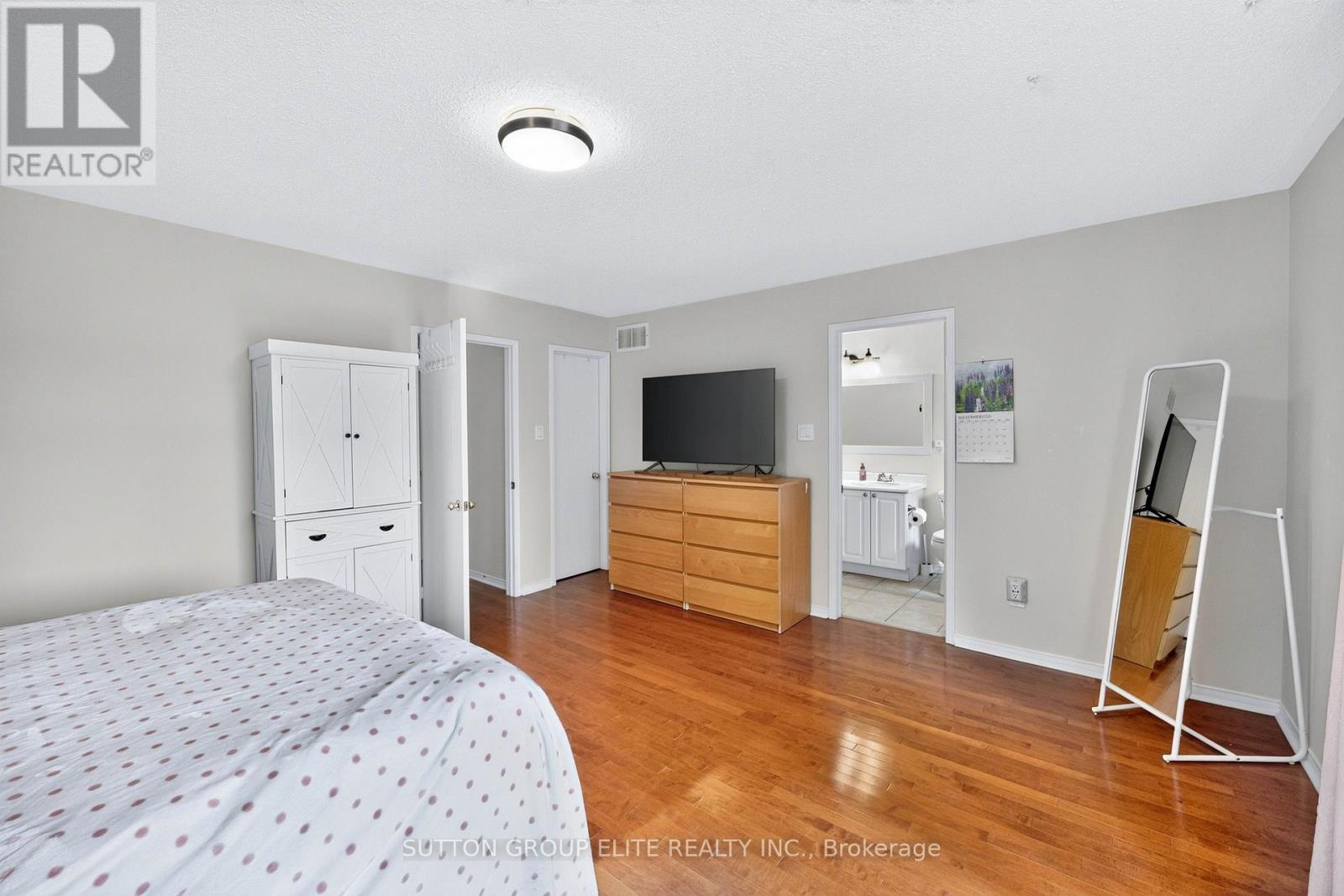29 - 5223 Fairford Crescent, Mississauga, Ontario  L5V 2M6 - Photo 27 - W13743926