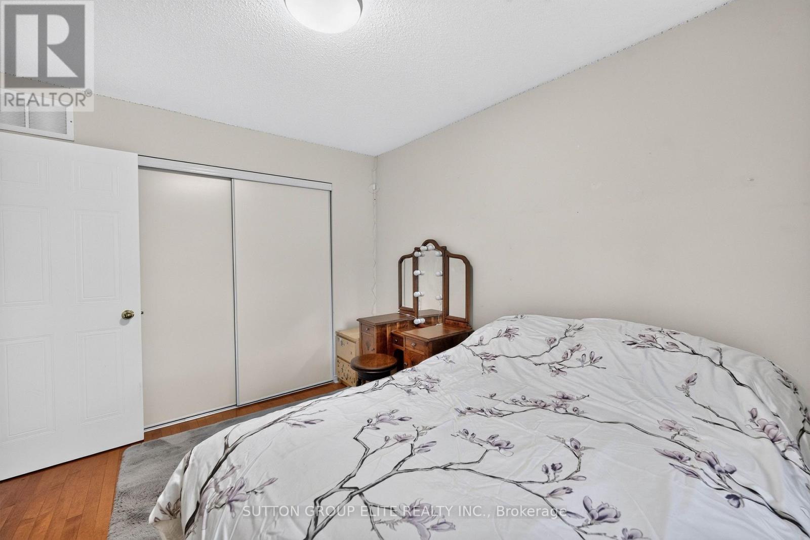 29 - 5223 Fairford Crescent, Mississauga, Ontario  L5V 2M6 - Photo 31 - W13743926