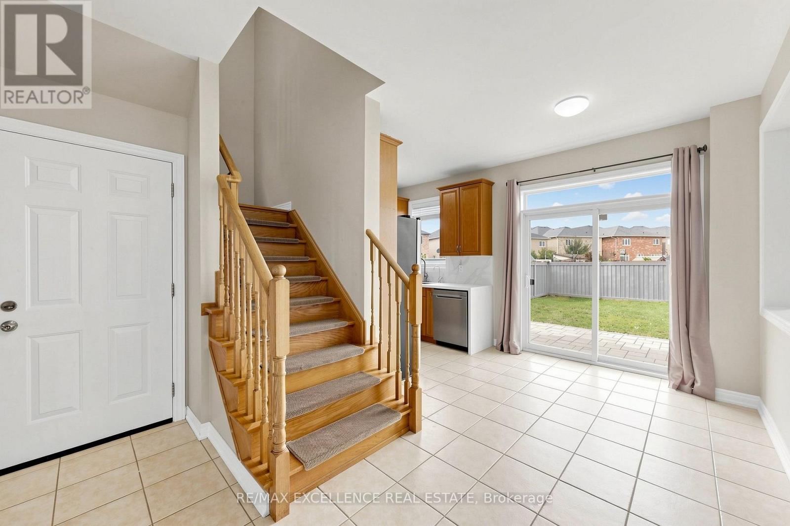 8 Lynngrove Way, Brampton, Ontario  L6P 2N7 - Photo 19 - W13743794