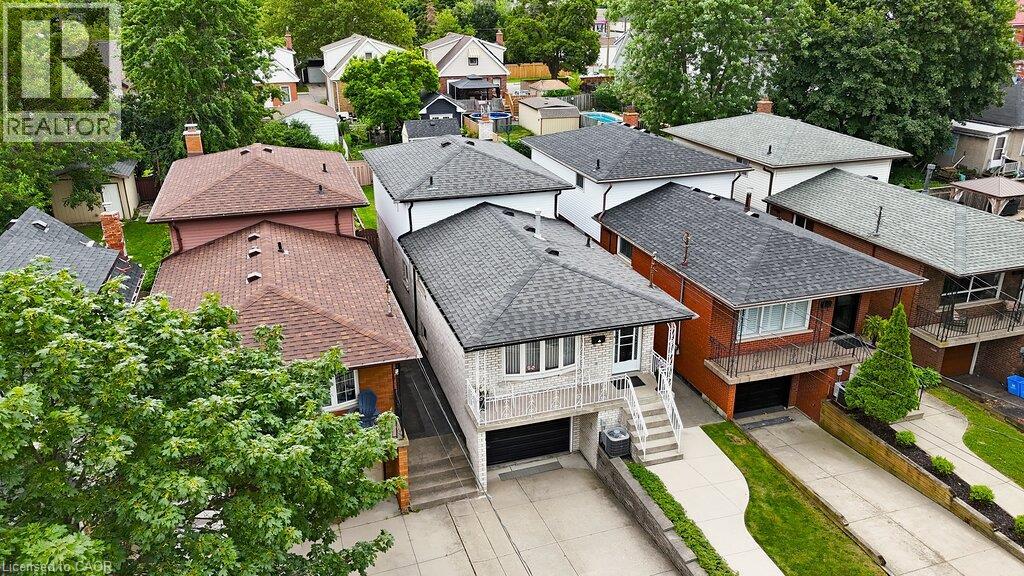 229 East 8th Street, Hamilton, Ontario  L9A 3L7 - Photo 4 - 40850628