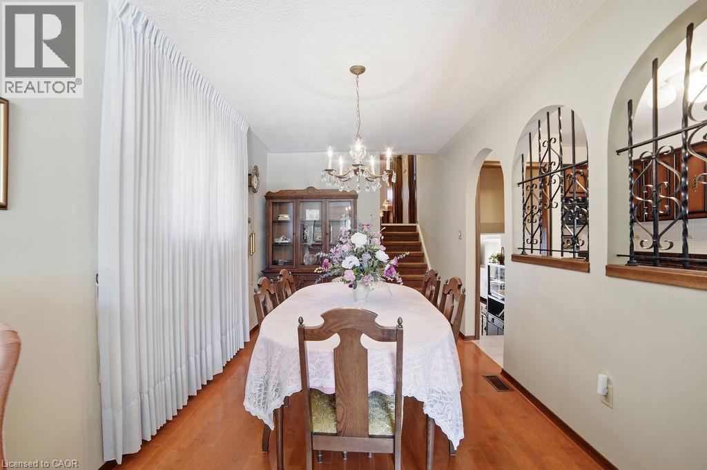 229 East 8th Street, Hamilton, Ontario  L9A 3L7 - Photo 15 - 40850628