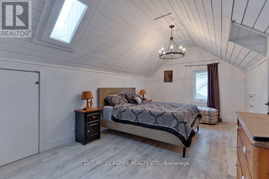 621 Bruham Avenue, Laurentian Valley, Ontario  K8A 4Z6 - Photo 24 - X13744044