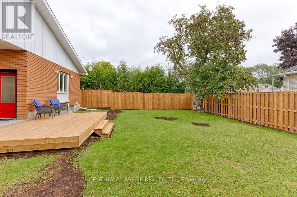 621 Bruham Avenue, Laurentian Valley, Ontario  K8A 4Z6 - Photo 44 - X13744044