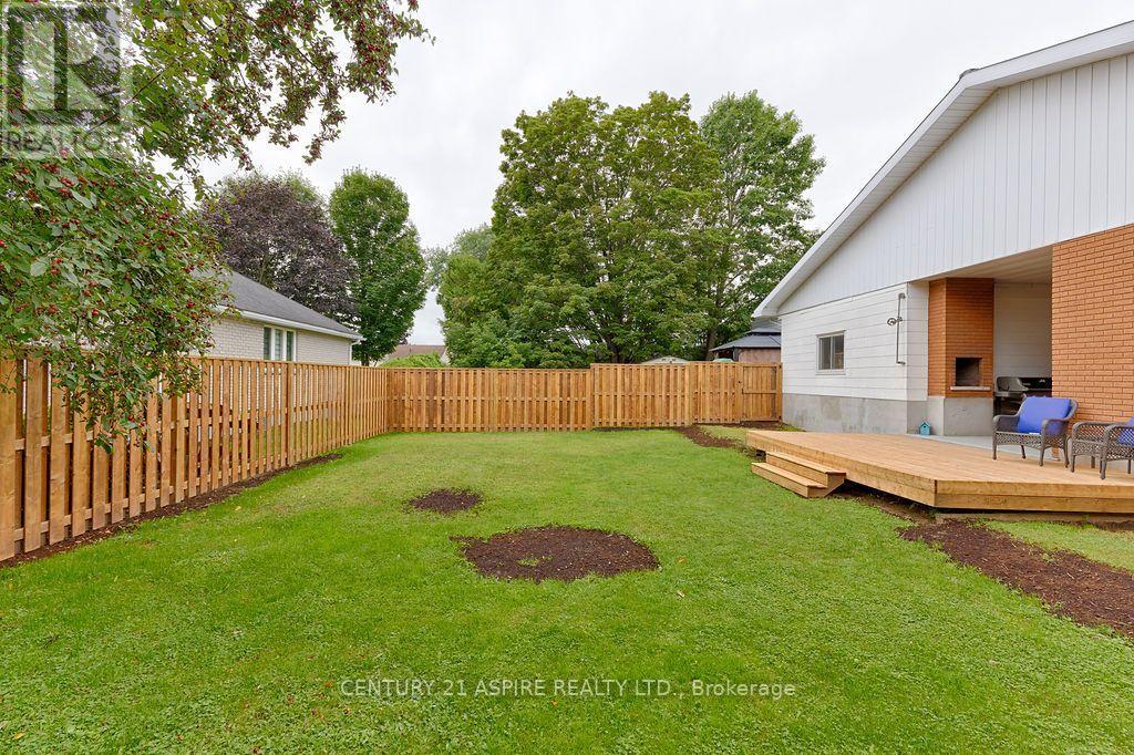 621 Bruham Avenue, Laurentian Valley, Ontario  K8A 4Z6 - Photo 45 - X13744044