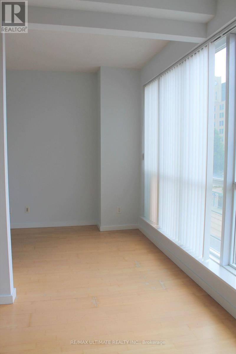 307 - 218 Queens Quay W, Toronto, Ontario  M5J 2Y6 - Photo 3 - C13744040