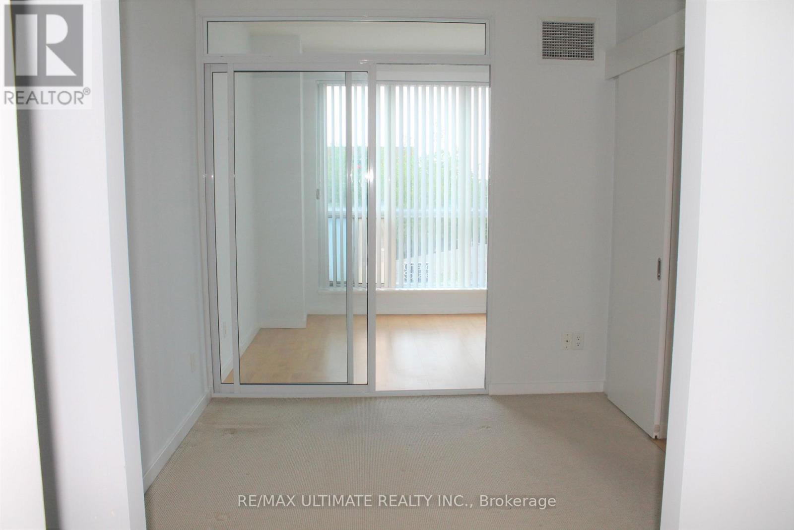 307 - 218 Queens Quay W, Toronto, Ontario  M5J 2Y6 - Photo 6 - C13744040