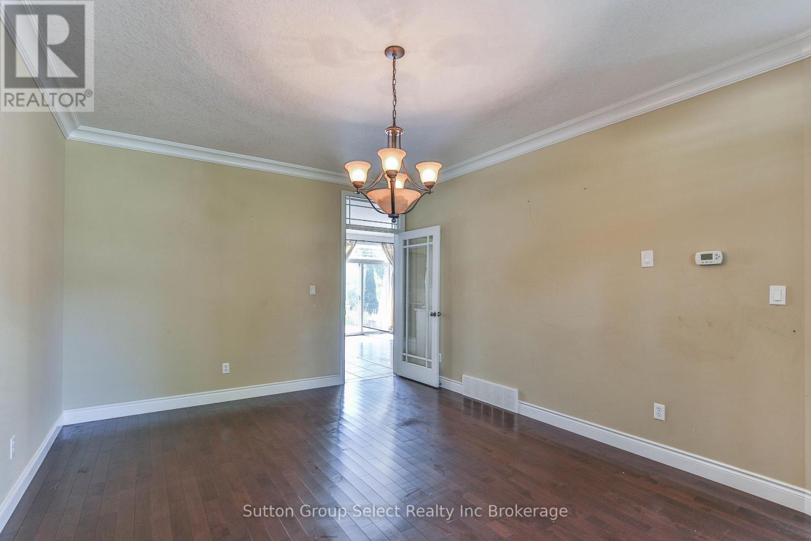 26 Westview Court, Woodstock, Ontario N4T 0B8 - Photo 4 - X13743992