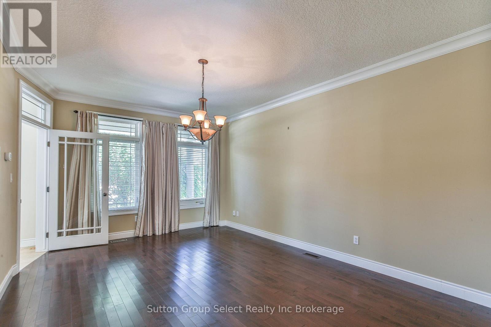 26 Westview Court, Woodstock, Ontario N4T 0B8 - Photo 5 - X13743992