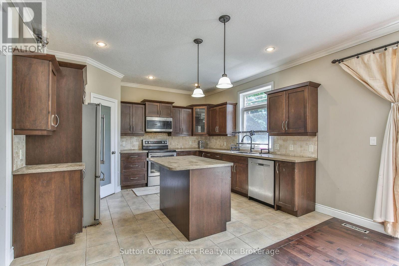 26 Westview Court, Woodstock, Ontario N4T 0B8 - Photo 6 - X13743992