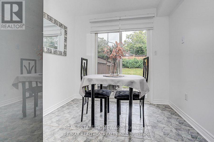 51 Steepleview Crescent, Richmond Hill, Ontario  L4C 9R3 - Photo 17 - N13744022