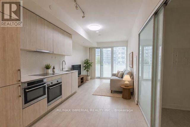 205 - 15 Queens Quay E, Toronto, Ontario  M5E 0A5 - Photo 3 - C13743700