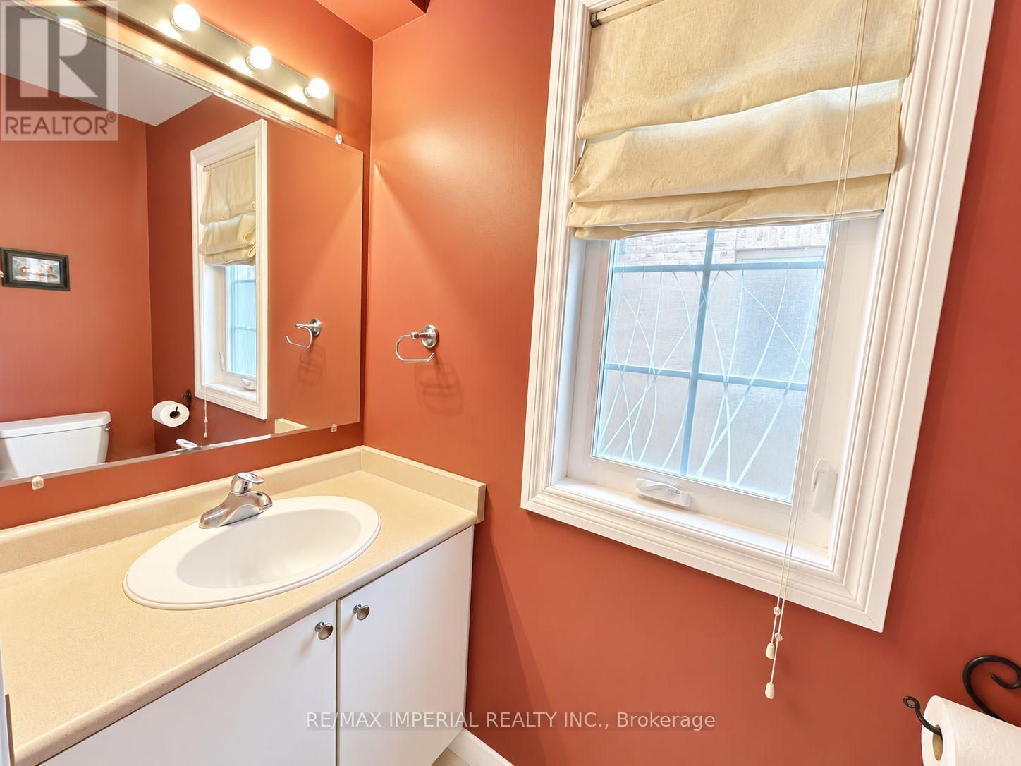53, Upper Rm1 - 2955 Thomas Street, Mississauga, Ontario  L5M 6A9 - Photo 6 - W13744018