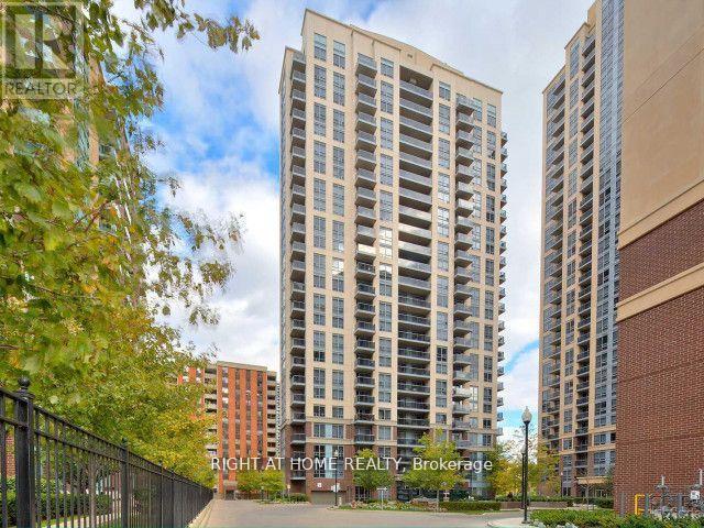 Ph06 - 5 Michael Power Place, Toronto, Ontario  M9A 0A3 - Photo 4 - W13741070