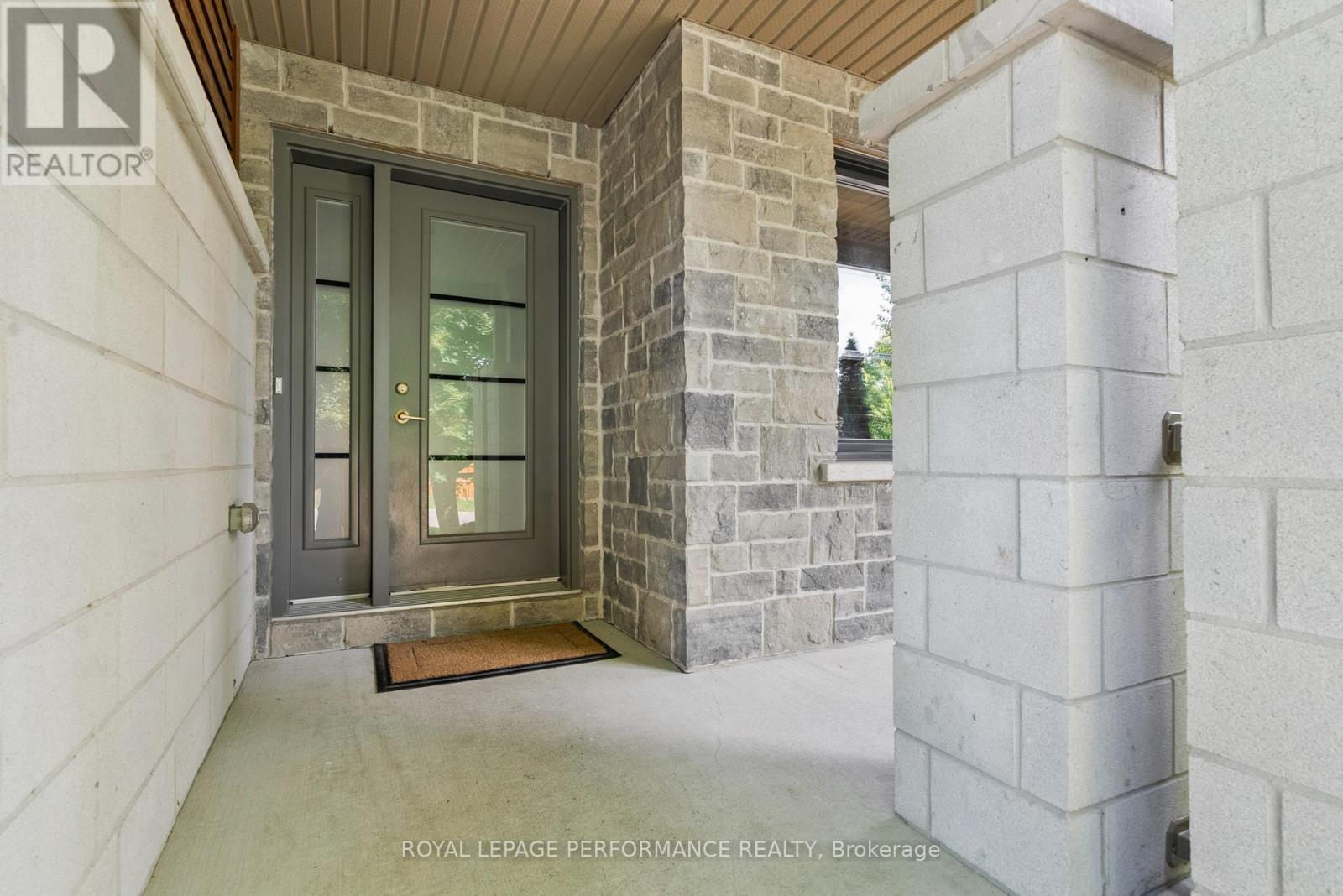 6 Brickyard Drive, Russell, Ontario  K4R 0B2 - Photo 5 - X13744060