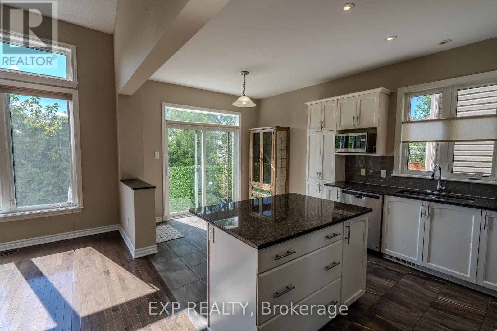 845 Contour Street, Ottawa, Ontario  K1W 0G6 - Photo 10 - X13744072