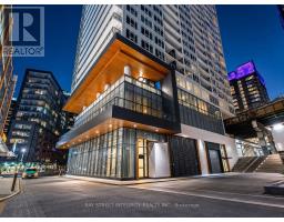 2001 - 19 BATHURST STREET, Toronto, Ontario