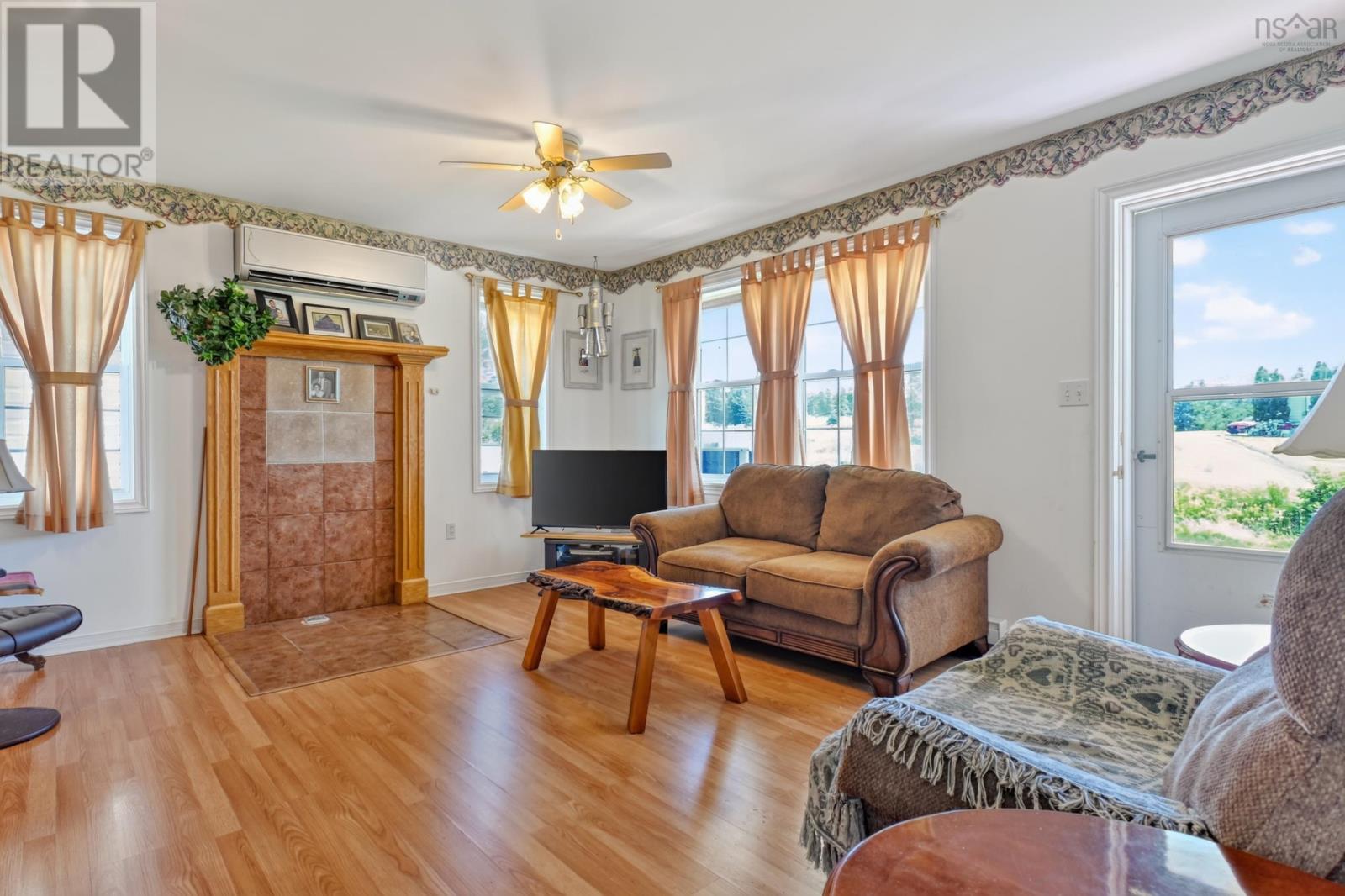 70 Little Harbour Road, Lower L'ardoise, Nova Scotia B0E 1W0 - Photo 14 - 202622032