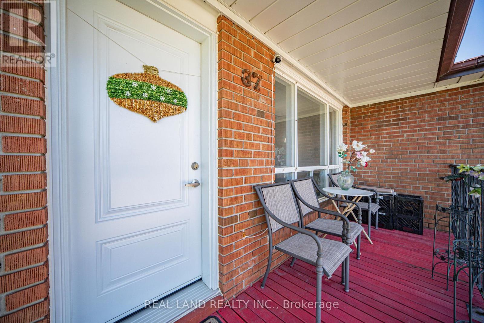 37 Pawnee Avenue, Toronto, Ontario  M2H 3C6 - Photo 4 - C13726332