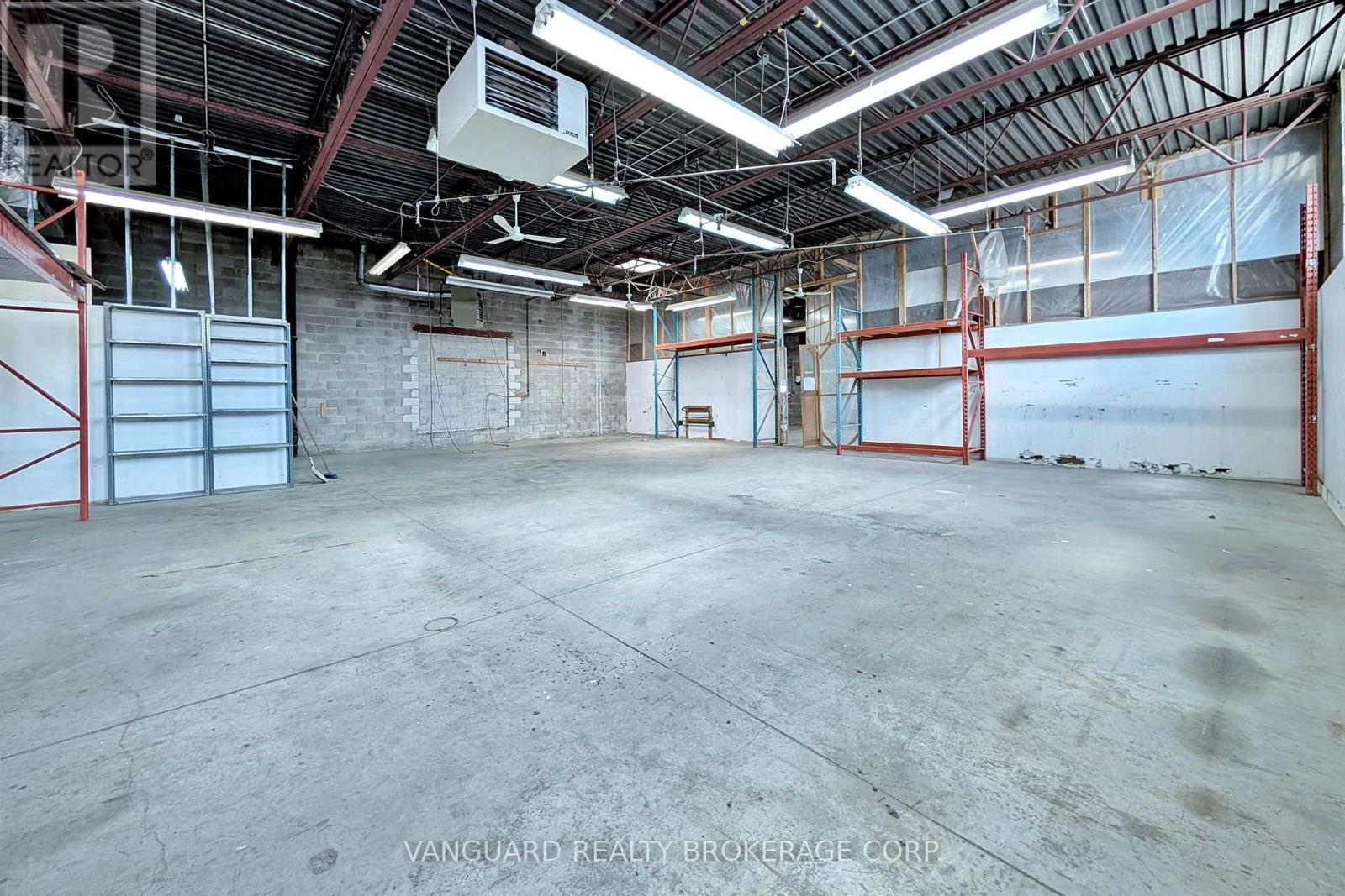 90-92 Martin Ross Avenue, Toronto, Ontario M3J 2L4 - Photo 23 - W13466898