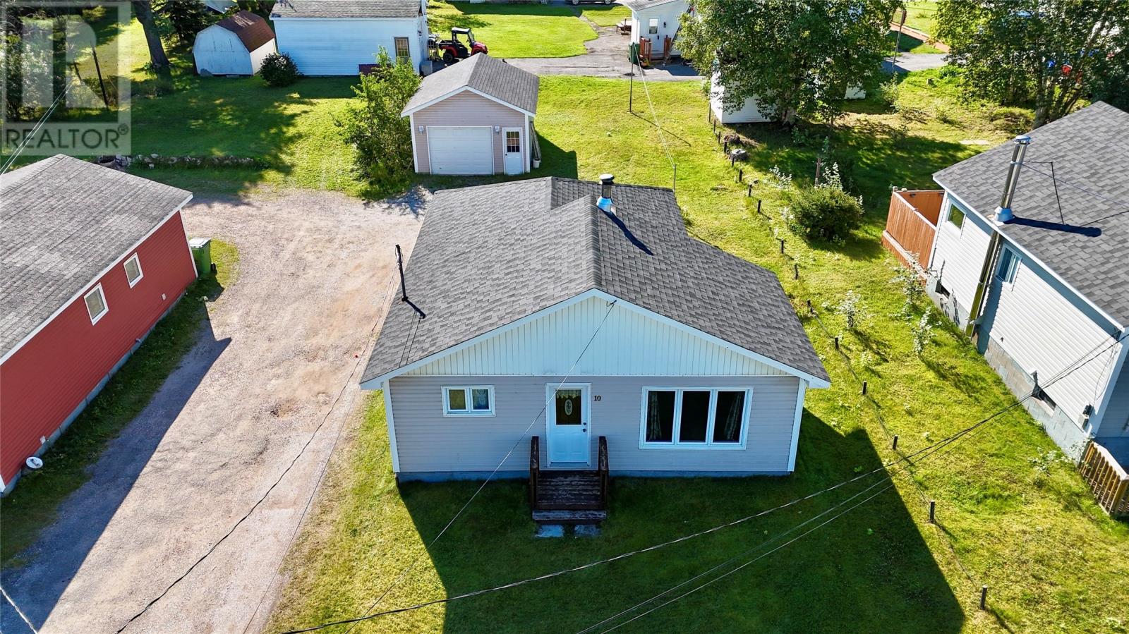 10 Hancocks Road, Deer Lake — photo 2