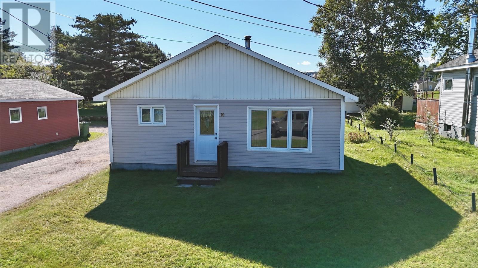 10 Hancocks Road, Deer Lake — photo 3