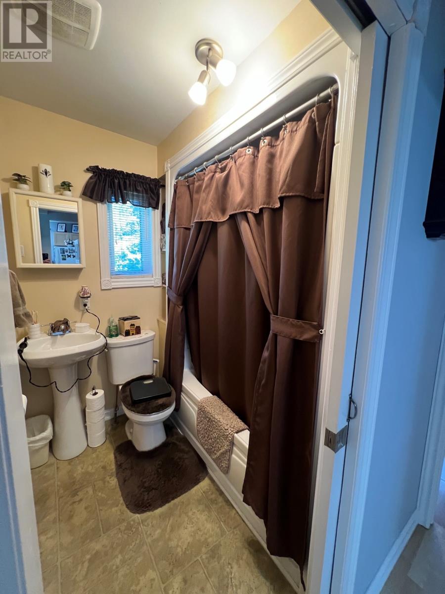 136A Memorial Drive, Clarenville — photo 12