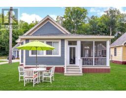 219 - 11 HOLLOW LANE, Prince Edward County, Ontario