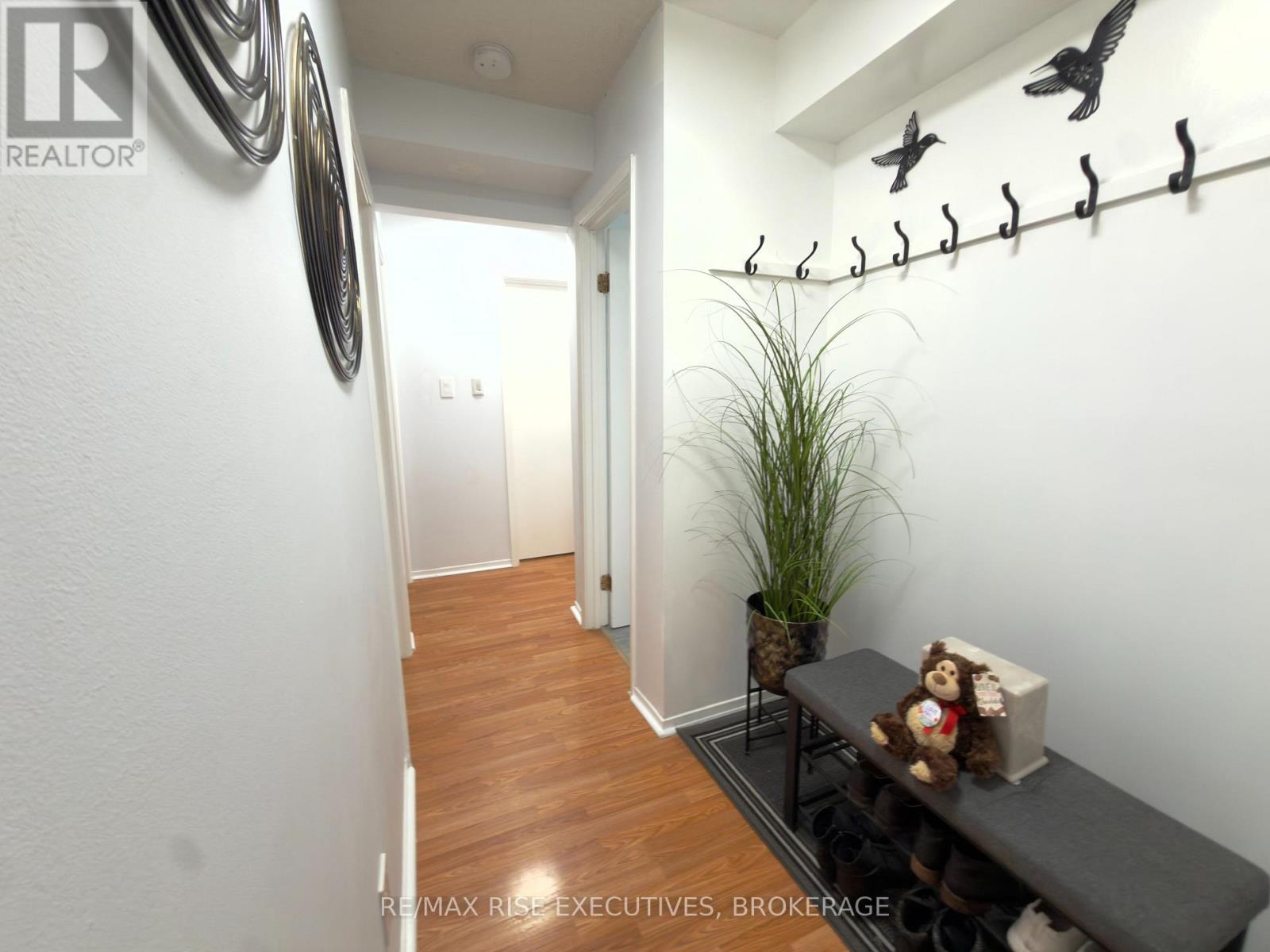 101 - 573 Armstrong Road, Kingston, Ontario K7M 8J8 - Photo 2 - X13741894