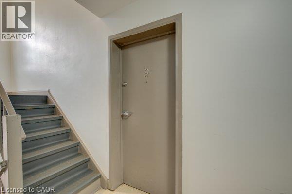 141 Chapel Street, Kitchener, Ontario  N2H 2T6 - Photo 17 - 40860515
