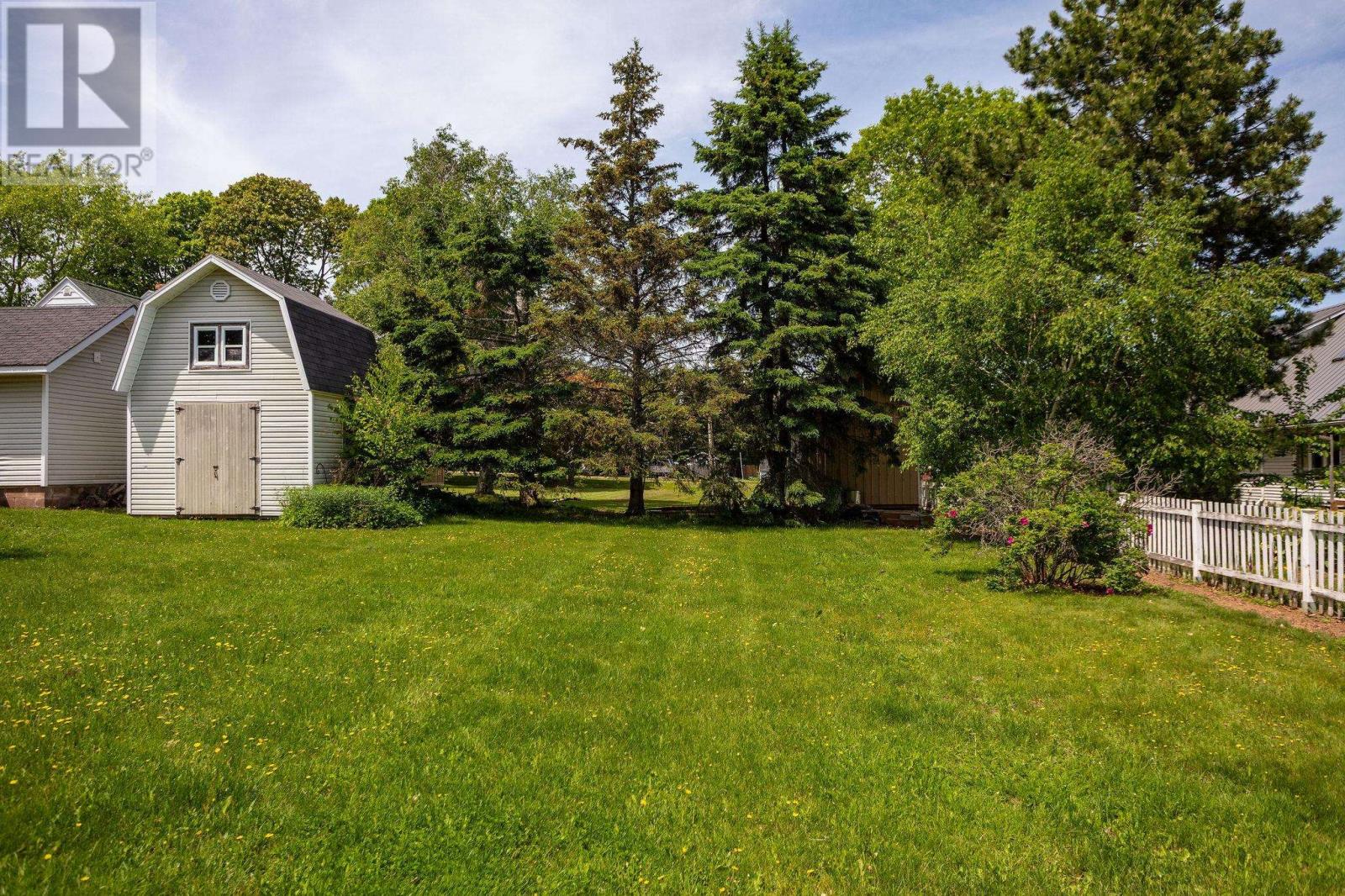 122 Brackley Point Road, Charlottetown, Prince Edward Island  C1A 6Y4 - Photo 35 - 202622392