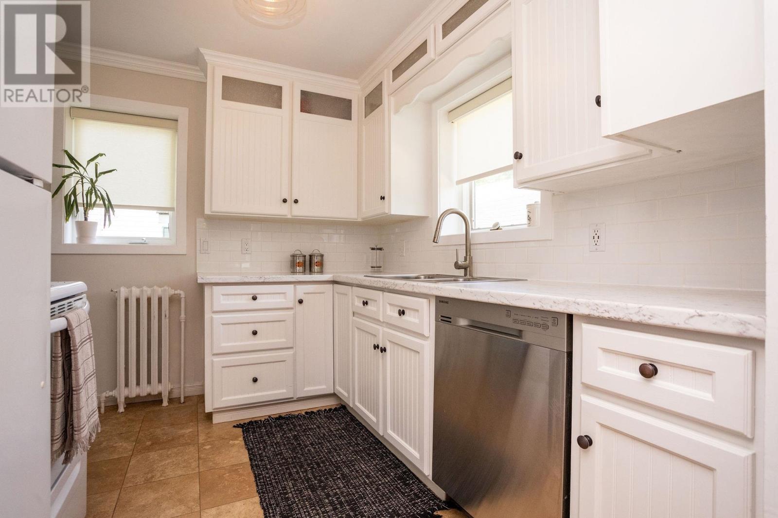122 Brackley Point Road, Charlottetown, Prince Edward Island  C1A 6Y4 - Photo 4 - 202622392
