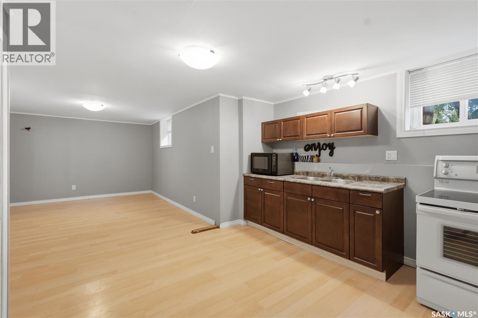 723 4th Street E, Saskatoon, Saskatchewan  S7H 1K1 - Photo 17 - SK047384