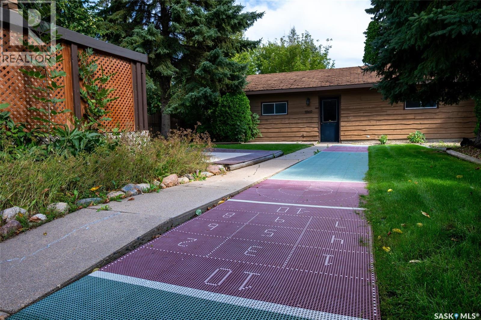 202 Nordstrum Court, Saskatoon, Saskatchewan  S7K 6R7 - Photo 8 - SK047264