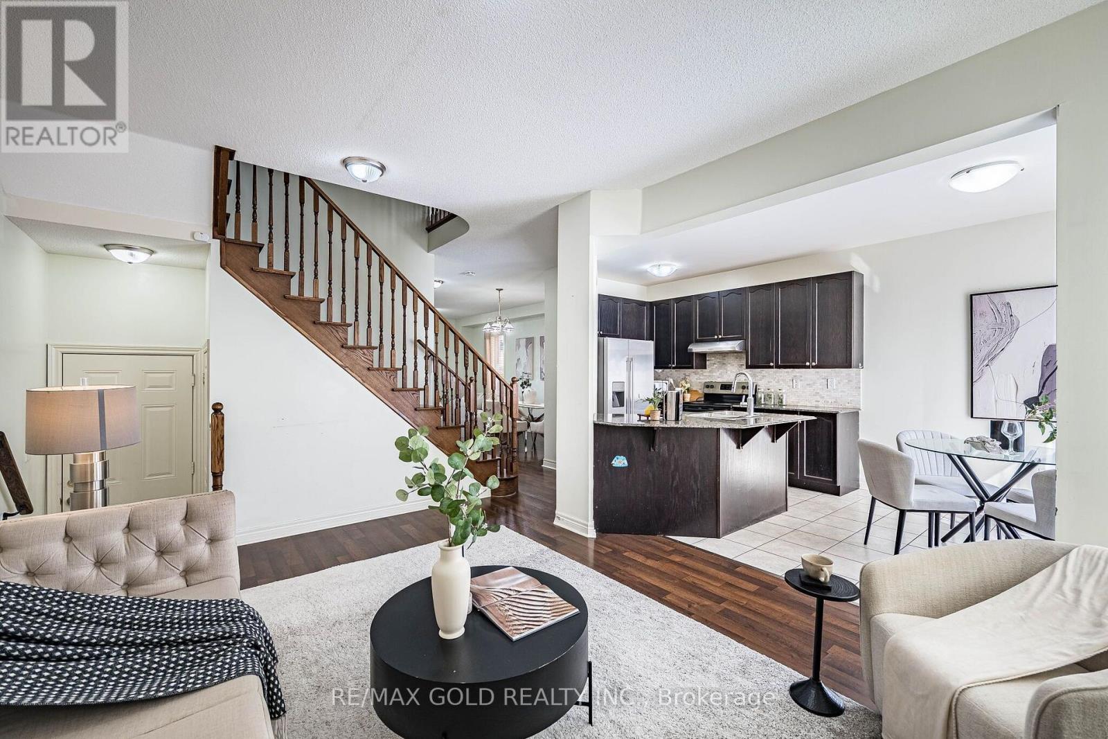 49 Baby Pointe Trail, Brampton, Ontario  L7A 0W3 - Photo 18 - W13702032