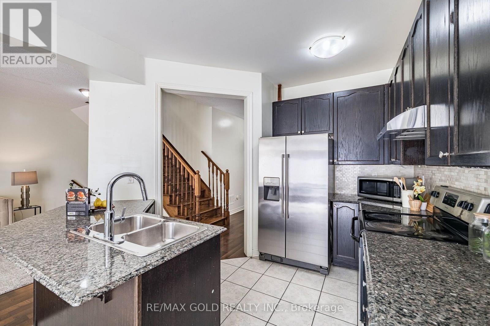 49 Baby Pointe Trail, Brampton, Ontario  L7A 0W3 - Photo 25 - W13702032