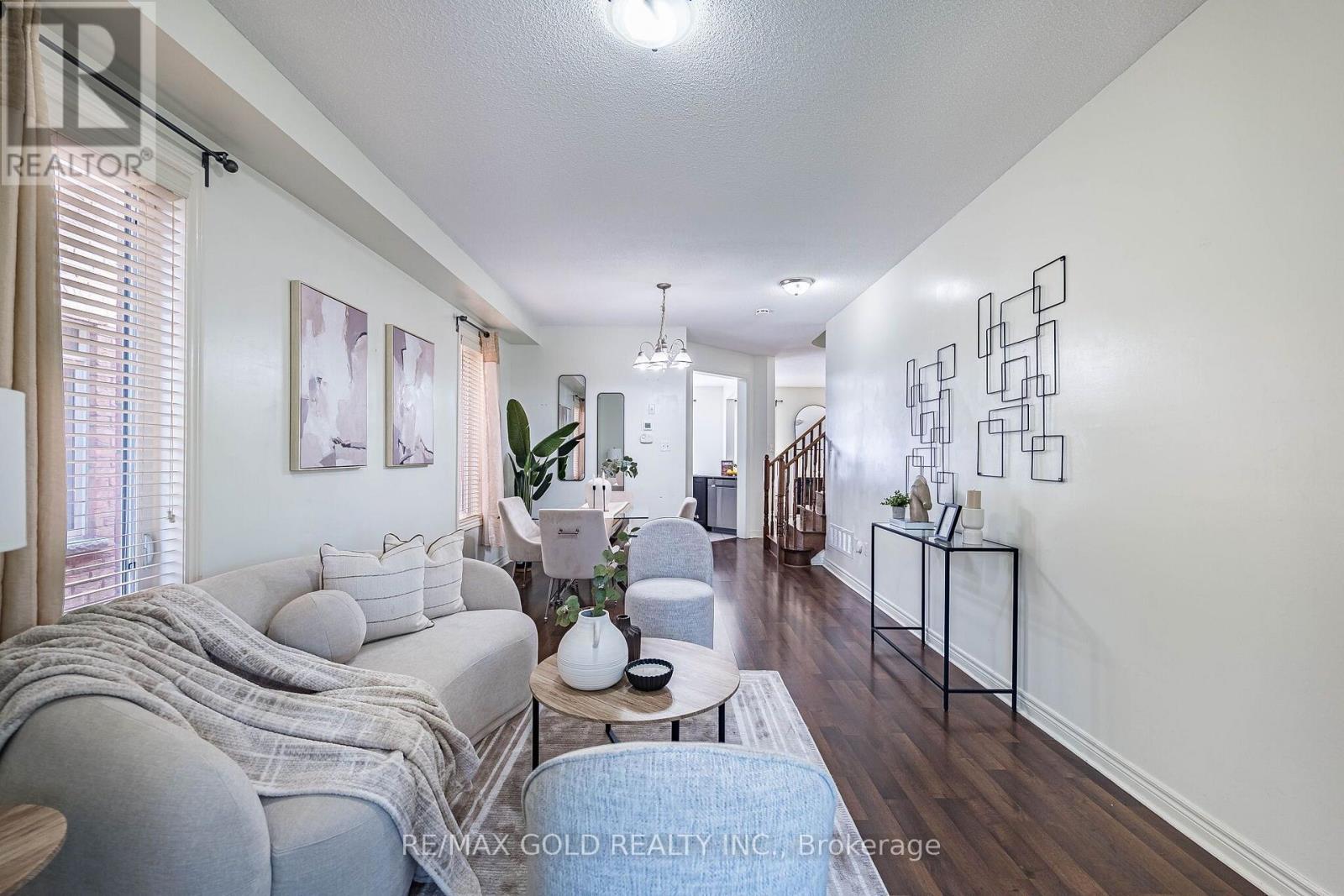 49 Baby Pointe Trail, Brampton, Ontario  L7A 0W3 - Photo 8 - W13702032